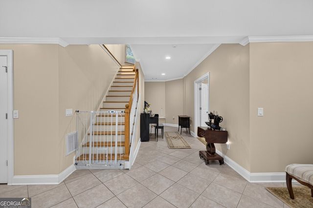 27 Hawks Farm Road, White, GA 30184