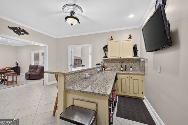 27 Hawks Farm Road, White, GA 30184
