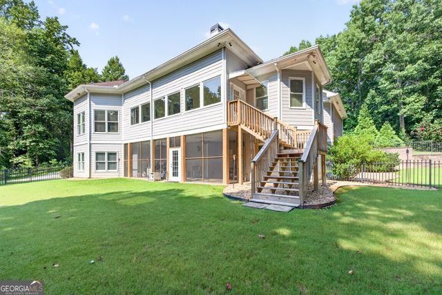 27 Hawks Farm Road, White, GA 30184