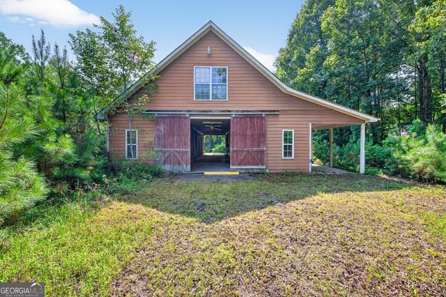 27 Hawks Farm Road, White, GA 30184