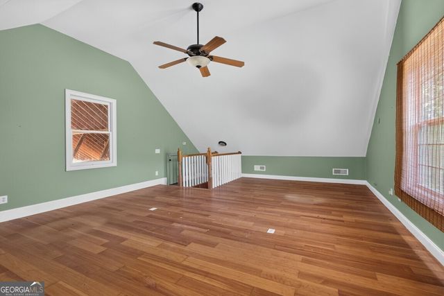 27 Hawks Farm Road, White, GA 30184