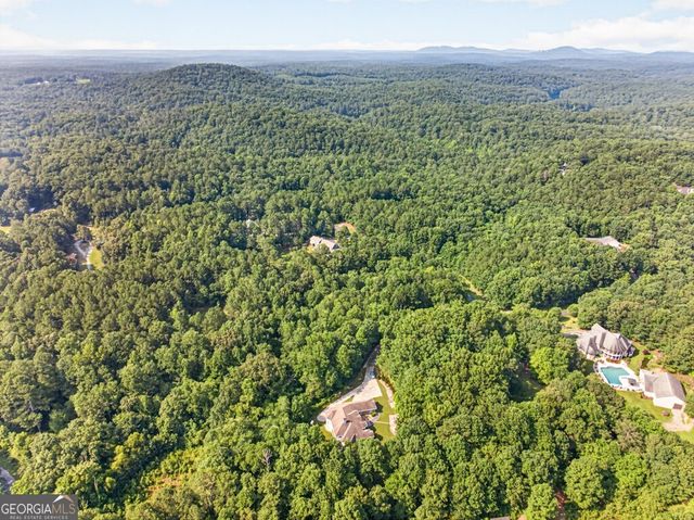 27 Hawks Farm Road, White, GA 30184