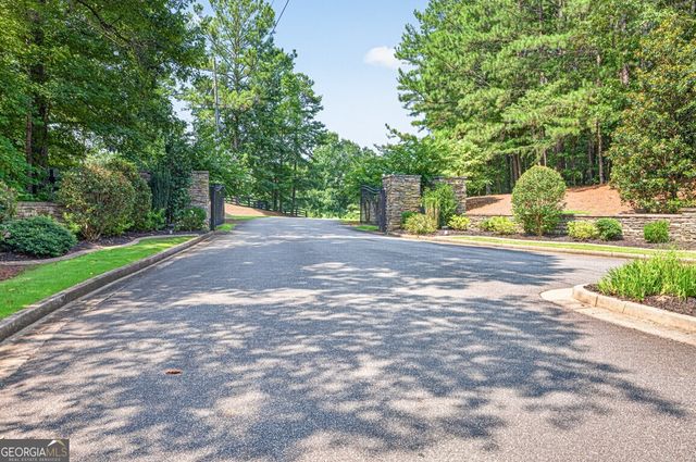 27 Hawks Farm Road, White, GA 30184
