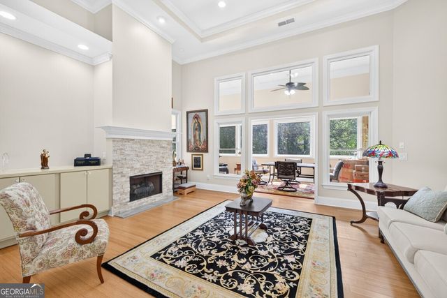 27 Hawks Farm Road, White, GA 30184