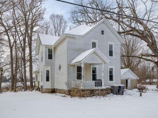 1921 N 9th Street, Oshtemo Twp, MI 49009