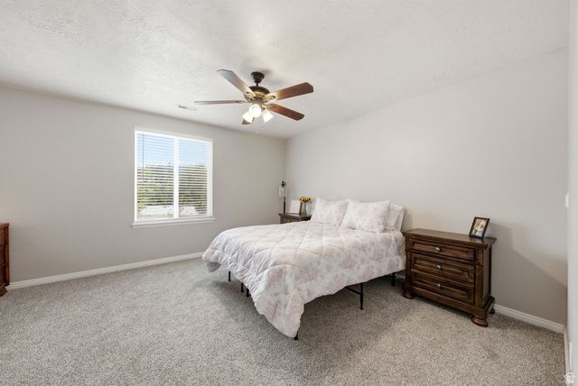 8534 S MAUL OAK DR, West Jordan, UT 84081