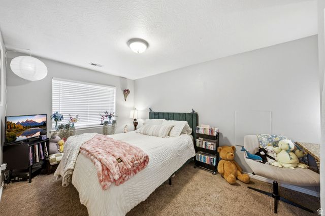 8534 S MAUL OAK DR, West Jordan, UT 84081