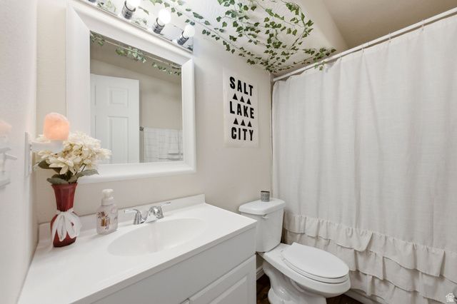 8534 S MAUL OAK DR, West Jordan, UT 84081