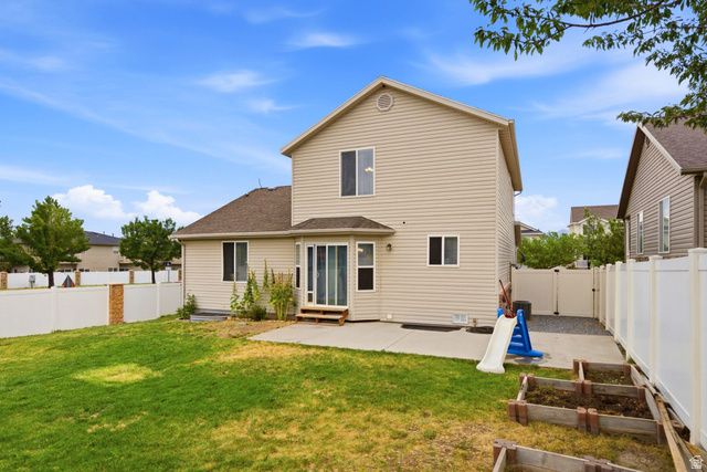 8534 S MAUL OAK DR, West Jordan, UT 84081