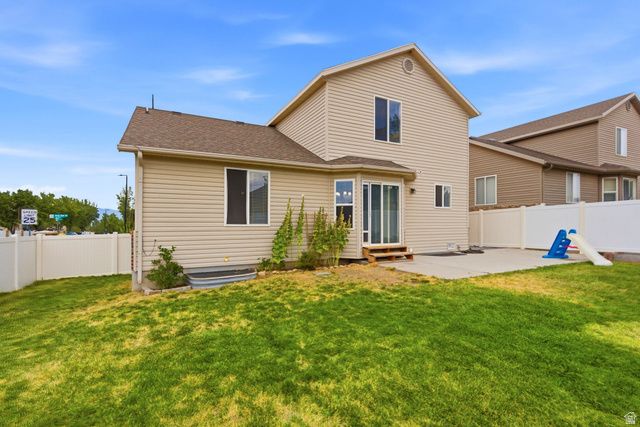 8534 S MAUL OAK DR, West Jordan, UT 84081
