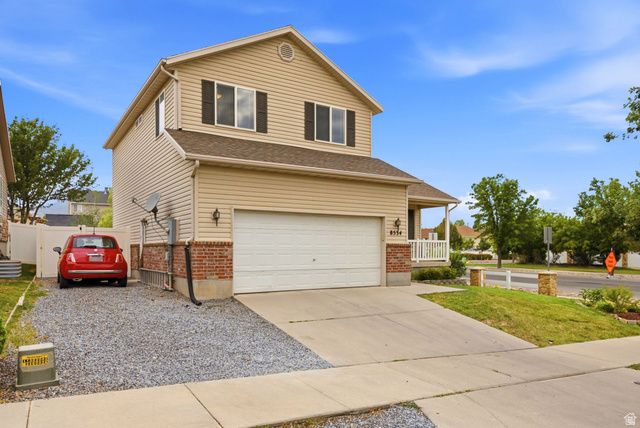 8534 S MAUL OAK DR, West Jordan, UT 84081