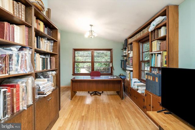 17 CHERRY BROOK DR, Princeton, NJ 08540