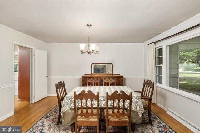 17 CHERRY BROOK DR, Princeton, NJ 08540