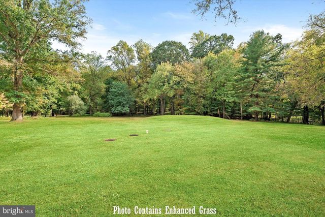 17 CHERRY BROOK DR, Princeton, NJ 08540