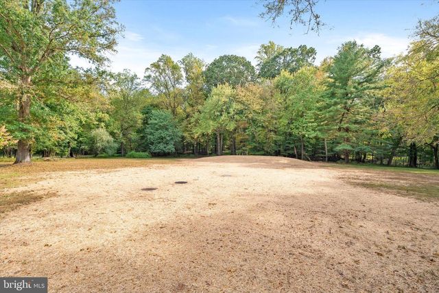 17 CHERRY BROOK DR, Princeton, NJ 08540