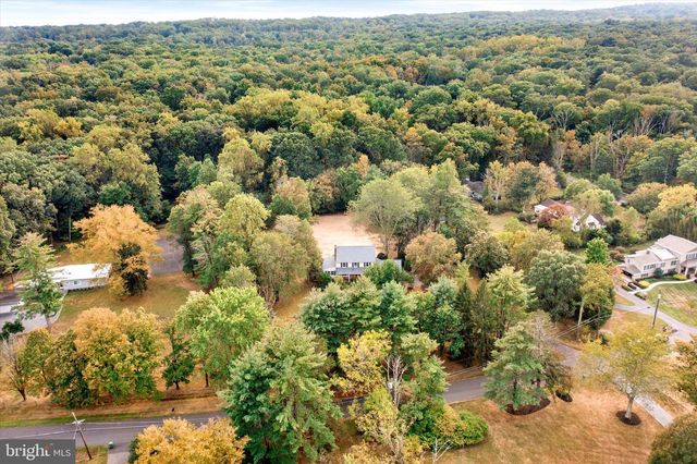 17 CHERRY BROOK DR, Princeton, NJ 08540