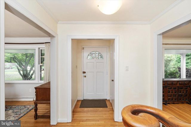 17 CHERRY BROOK DR, Princeton, NJ 08540