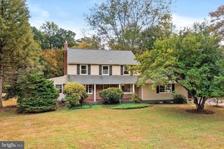 17 CHERRY BROOK DR, Princeton, NJ 08540