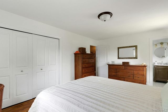 18 Hickory Drive, Campbell Hall, NY 10916