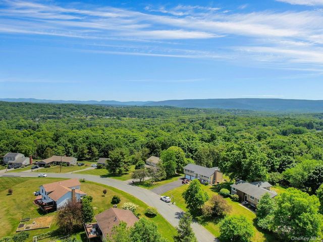 18 Hickory Drive, Campbell Hall, NY 10916