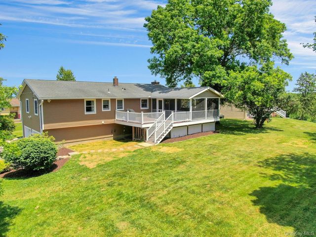 18 Hickory Drive, Campbell Hall, NY 10916