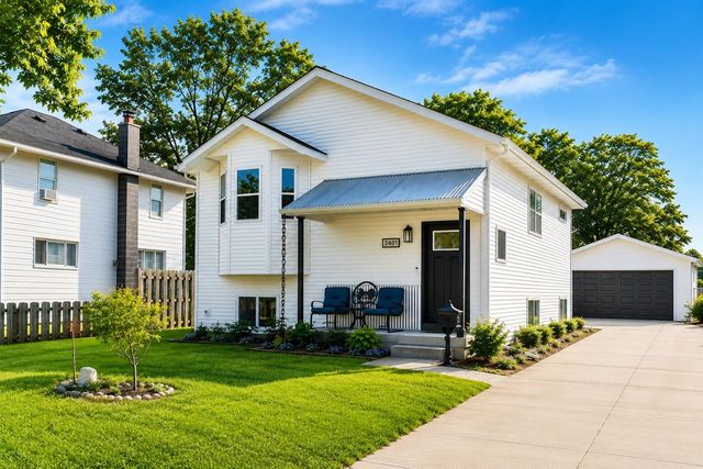 2401 Lamar Avenue, Wyoming, MI 49519