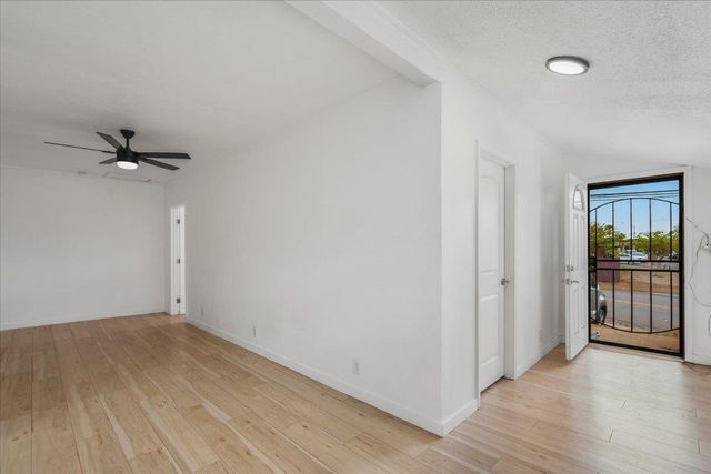 145 Ohukai Rd, Kihei, HI 96753