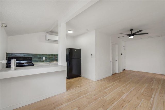 145 Ohukai Rd, Kihei, HI 96753