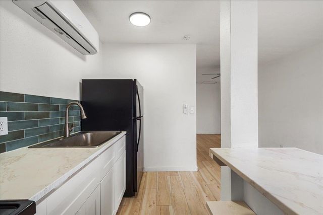 145 Ohukai Rd, Kihei, HI 96753