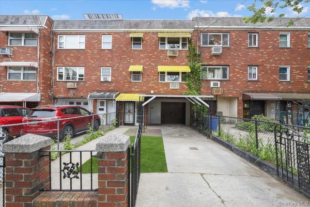 1964 Burke Avenue, Bronx, NY 10469