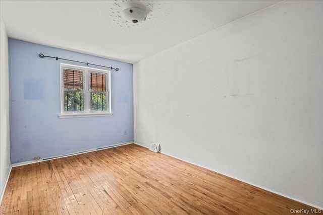 1964 Burke Avenue, Bronx, NY 10469
