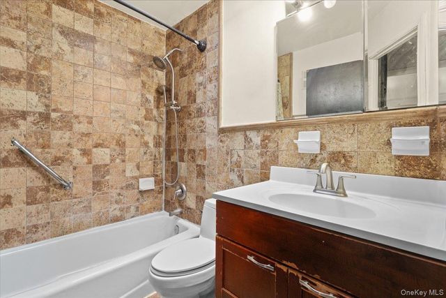 1964 Burke Avenue, Bronx, NY 10469