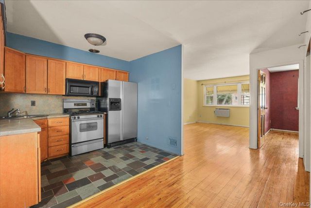 1964 Burke Avenue, Bronx, NY 10469