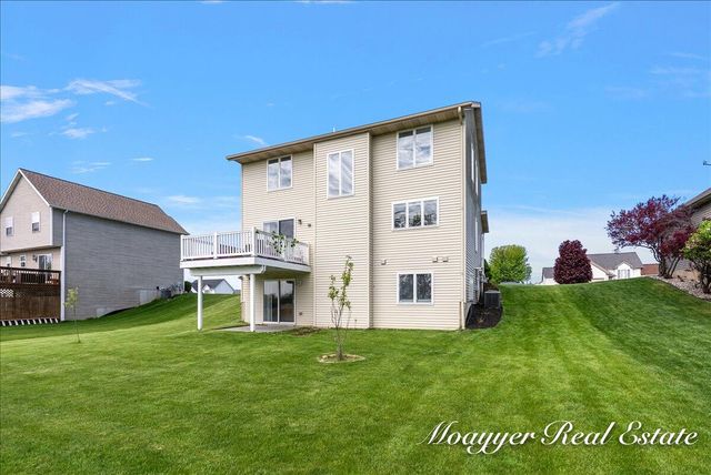 7012 Shady Knoll Drive Se, Gaines Twp, MI 49316