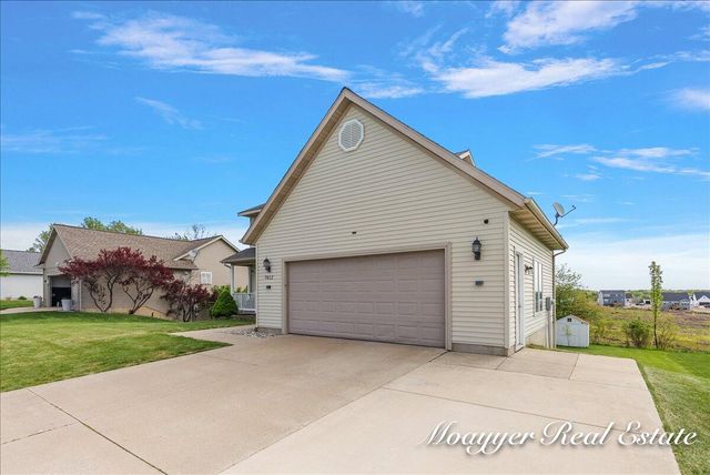 7012 Shady Knoll Drive Se, Gaines Twp, MI 49316