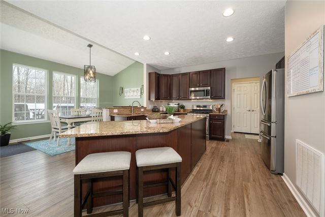 3910 Willow Way, Kent, OH 44240