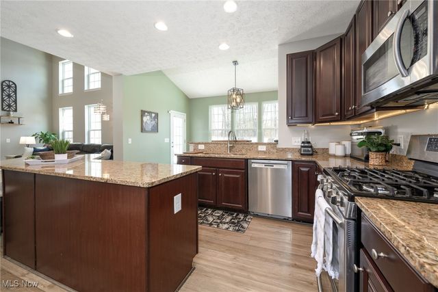 3910 Willow Way, Kent, OH 44240