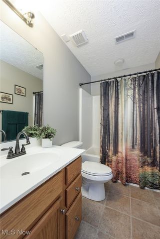 3910 Willow Way, Kent, OH 44240