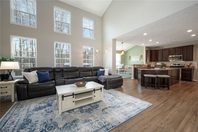 3910 Willow Way, Kent, OH 44240