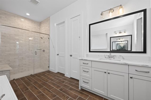 18338 Tiger Flowers Drive, Conroe, TX 77302