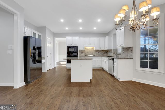 820 Yearling Chase, Alpharetta, GA 30005