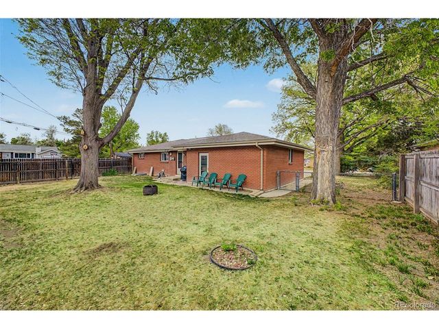 6037 Moore St, Arvada, CO 80004