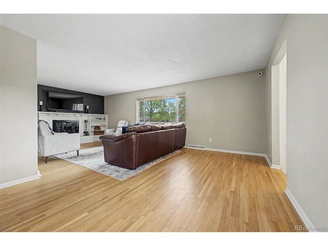 6037 Moore St, Arvada, CO 80004