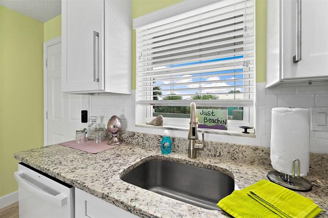 300 S CENTRAL AVENUE 202, Flagler Beach, FL 32136