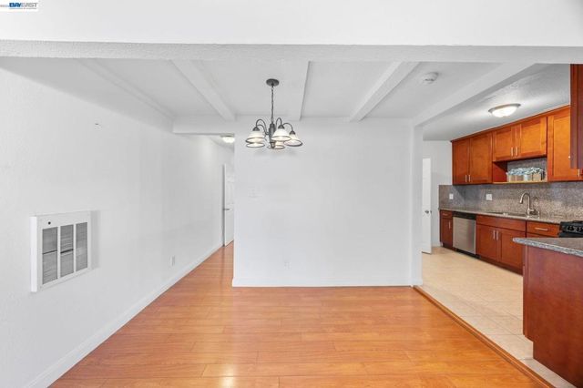 1828 Rosedale Ave, Oakland, CA 94601