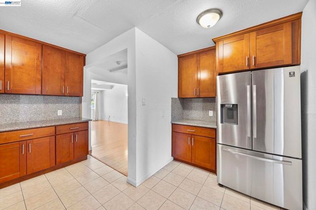 1828 Rosedale Ave, Oakland, CA 94601
