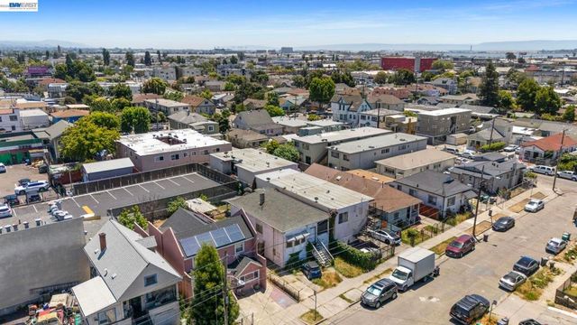 1828 Rosedale Ave, Oakland, CA 94601