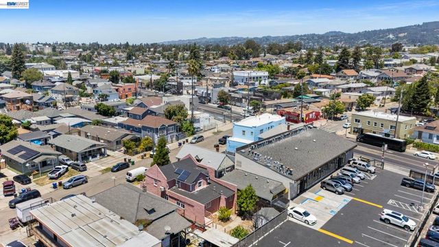 1828 Rosedale Ave, Oakland, CA 94601