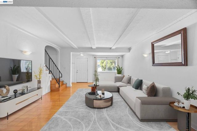 1828 Rosedale Ave, Oakland, CA 94601