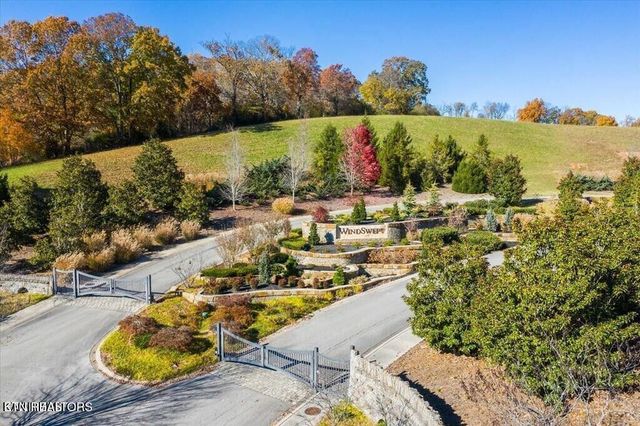 271 Watertview Way, Dandridge, TN 37725